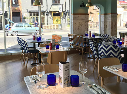 Restaurant booking system available 24 hours a day, online or by phone.